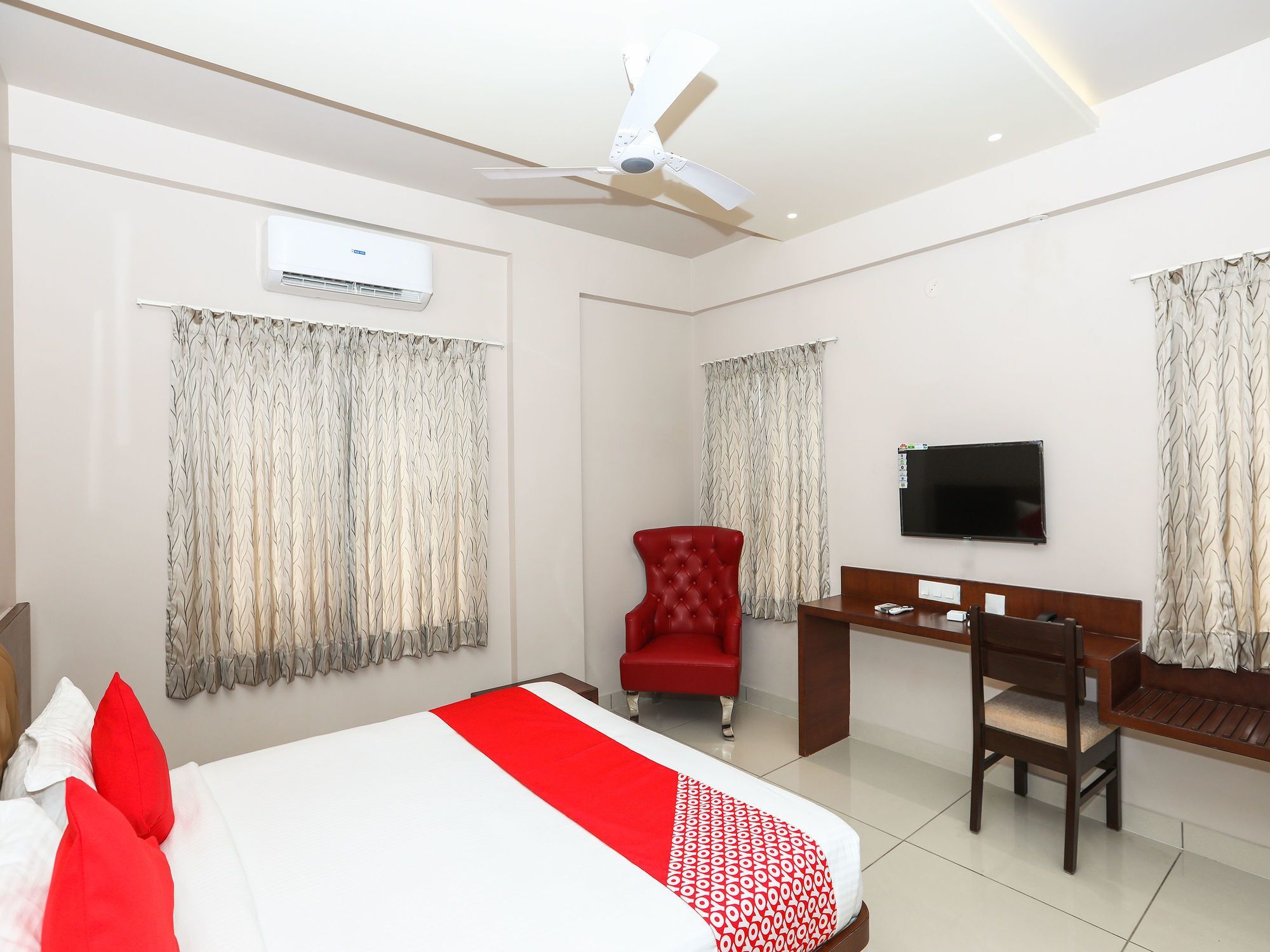 Oyo 15220 Jn Stay Mysore Exterior foto